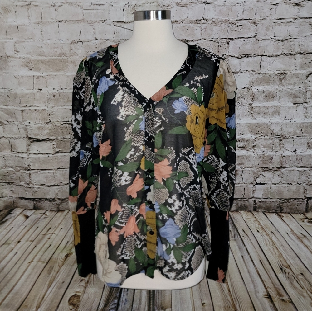 CAbi Snake Charmer Blouse Size M